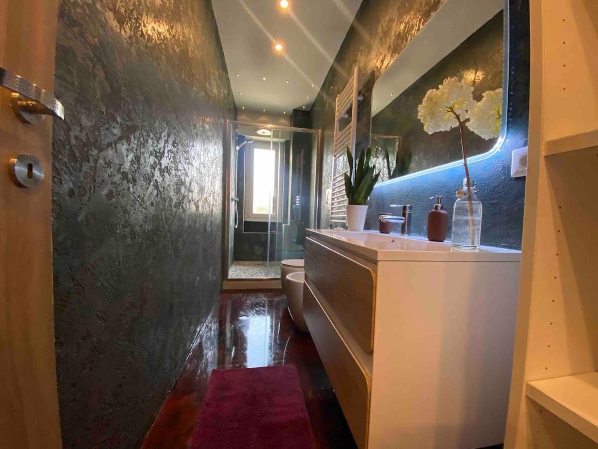 Prestigioso Trilocale Sui Navigli Con A/C & Wi-Fi Apartamento Milão Exterior foto